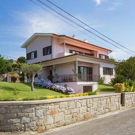 Homestay Em *